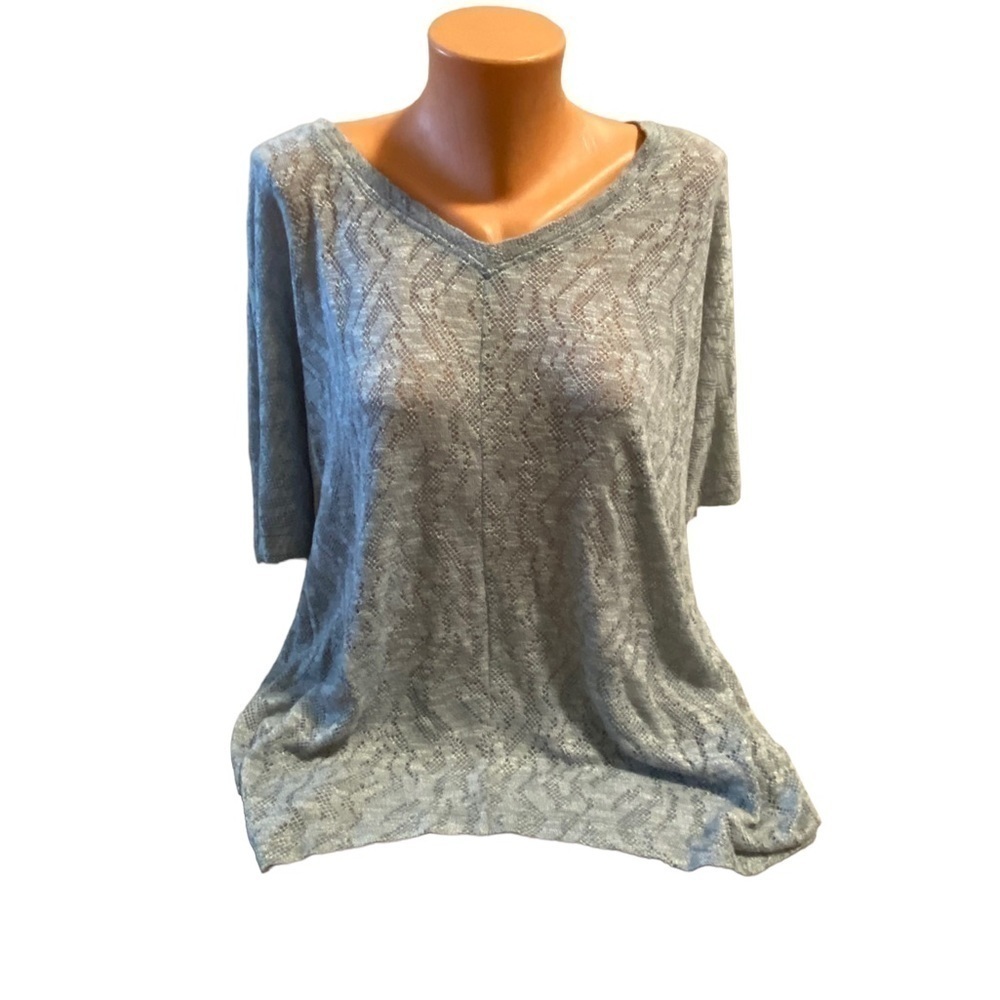 Women’s Soft Surroundings Gray Geometric Lace Top Size XL V Neck V Hem